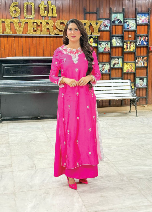 Gulnaar Celebrity Spotted